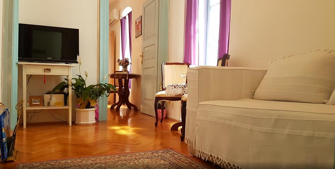 Split,Croatia,2 Bedrooms Bedrooms,1 BathroomBathrooms,Apartment,1101