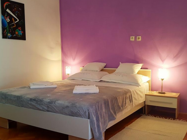 Split,Croatia,2 Bedrooms Bedrooms,1 BathroomBathrooms,Apartment,1101