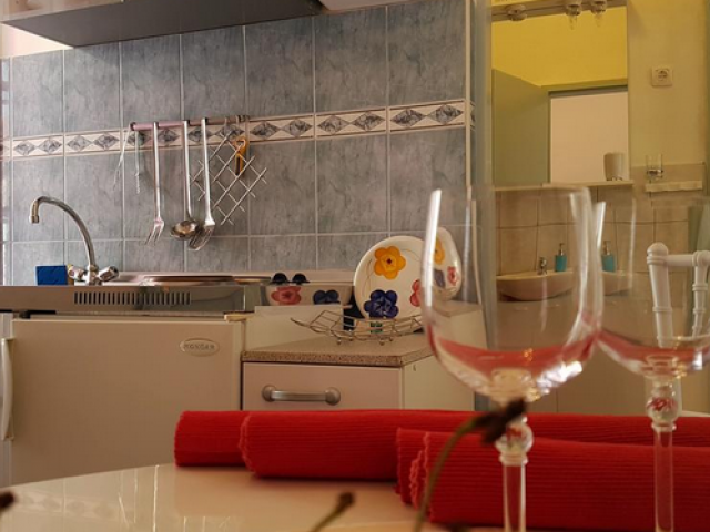 Split,Croatia,2 Bedrooms Bedrooms,1 BathroomBathrooms,Apartment,1101