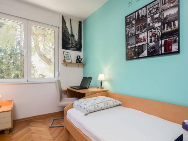 Split,Croatia,2 Bedrooms Bedrooms,1 BathroomBathrooms,Apartment,1102
