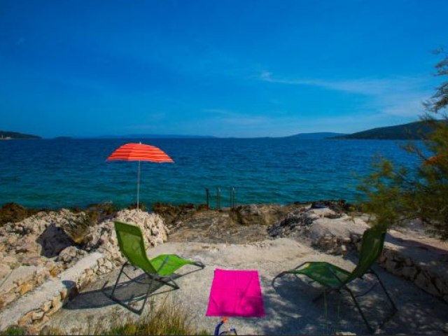 Split,Croatia,2 Bedrooms Bedrooms,1 BathroomBathrooms,Apartment,1105
