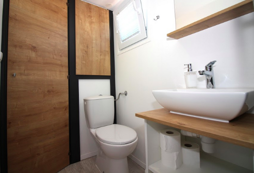 Tisno,Croatia,2 Bedrooms Bedrooms,1 BathroomBathrooms,Apartment,1108