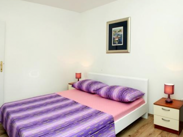 Split,Croatia,2 Bedrooms Bedrooms,1 BathroomBathrooms,Apartment,1126