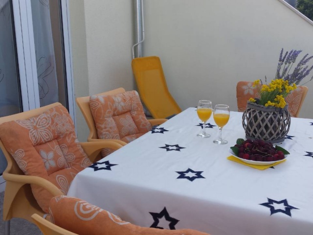 Tisno,Croatia,2 Bedrooms Bedrooms,1 BathroomBathrooms,Apartment,1132