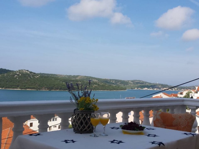 Tisno,Croatia,2 Bedrooms Bedrooms,1 BathroomBathrooms,Apartment,1132