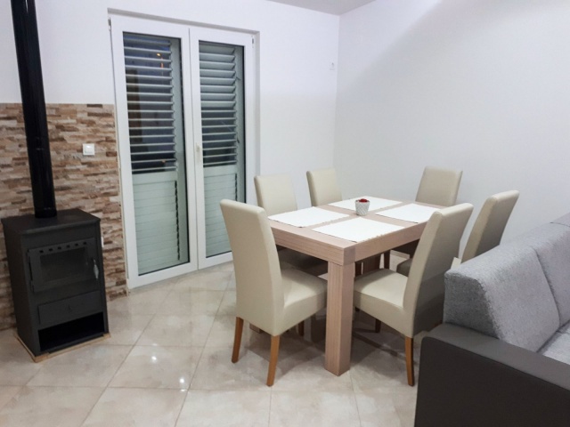 Split,Croatia,3 Bedrooms Bedrooms,2 BathroomsBathrooms,Apartment,1155