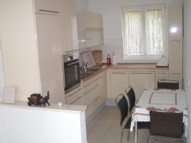 Split,Croatia,2 Bedrooms Bedrooms,1 BathroomBathrooms,Apartment,1018