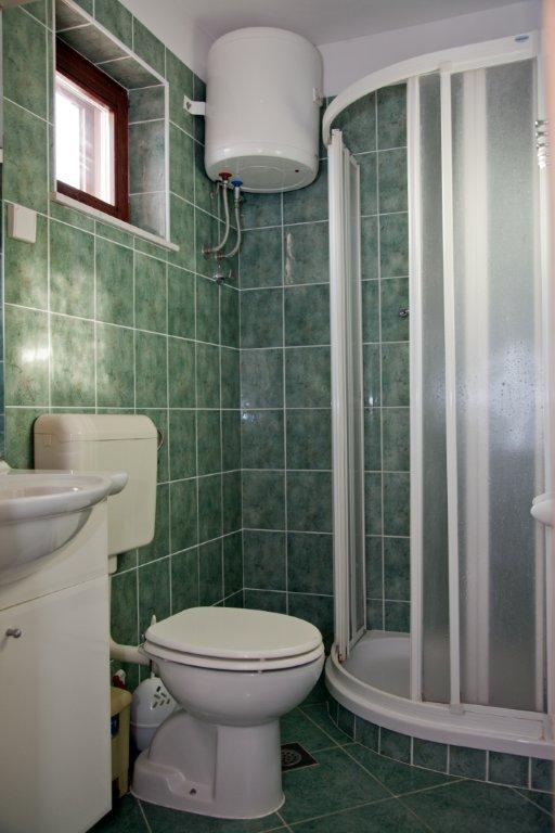 Tisno,Croatia,2 Bedrooms Bedrooms,1 BathroomBathrooms,Apartment,1040