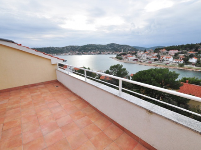 Tisno,Croatia,2 Bedrooms Bedrooms,1 BathroomBathrooms,Apartment,1043