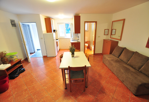 Tisno,Croatia,2 Bedrooms Bedrooms,1 BathroomBathrooms,Apartment,1044