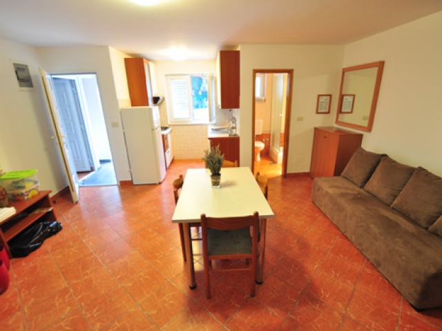 Tisno,Croatia,2 Bedrooms Bedrooms,1 BathroomBathrooms,Apartment,1044