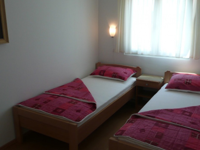 Tisno,Croatia,2 Bedrooms Bedrooms,1 BathroomBathrooms,Apartment,1046