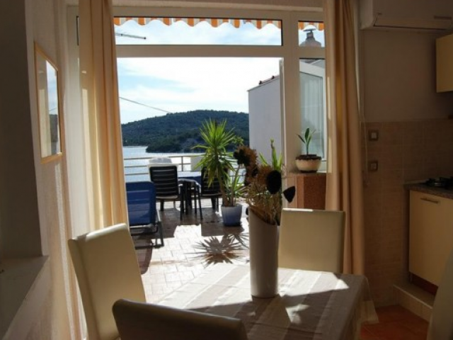 Tisno,Croatia,2 Bedrooms Bedrooms,1 BathroomBathrooms,Apartment,1084